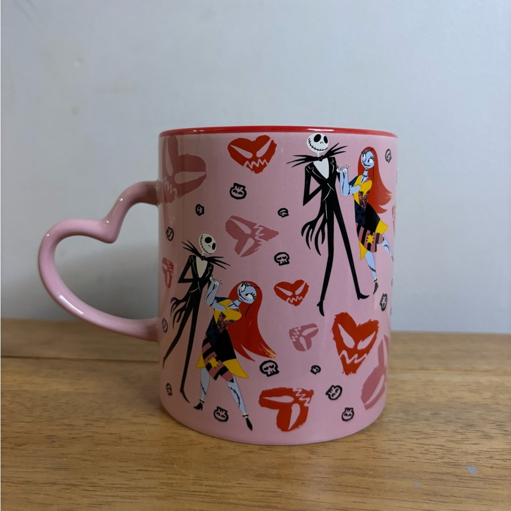 Disney Nightmare Before Christmas Heart Handle Mug with Jack and Sally New 20oz